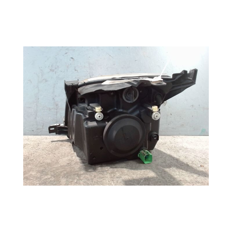 PHARE DROIT FORD FUSION 2005-