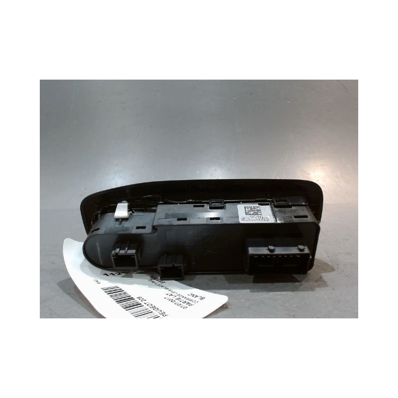 COMMANDE LEVE-GLACE PORTE AVG PEUGEOT 208