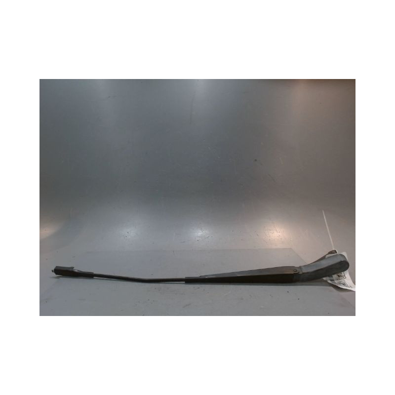 BRAS ESSUIE-GLACE AVANT DROIT VOLVO V70