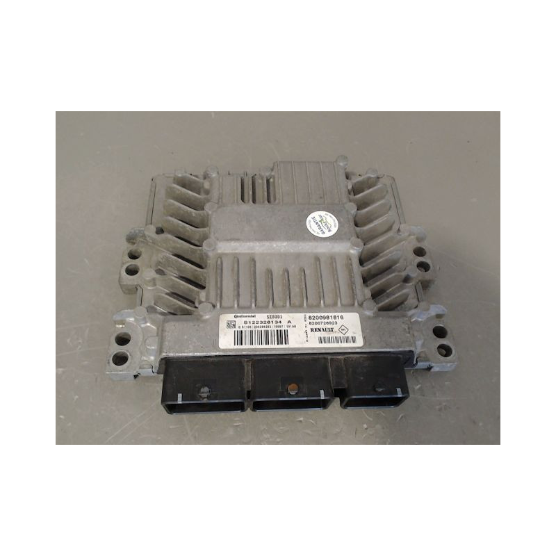 CALCULATEUR MOTEUR RENAULT LAGUNA