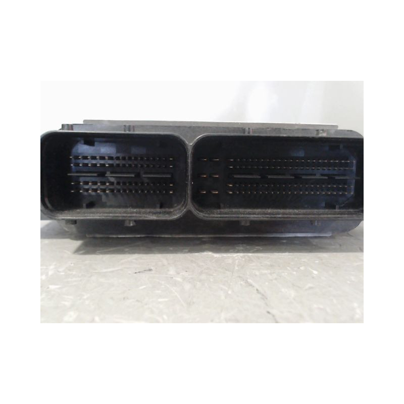 CALCULATEUR MOTEUR VOLKSWAGEN GOLF