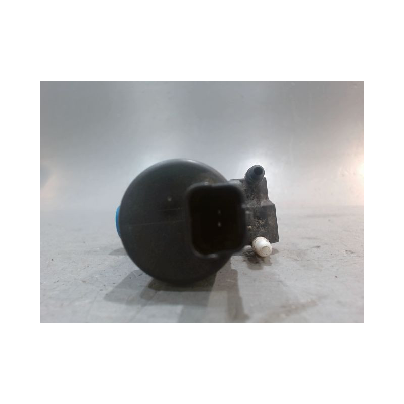 POMPE LAVE-GLACE AVANT RENAULT CLIO