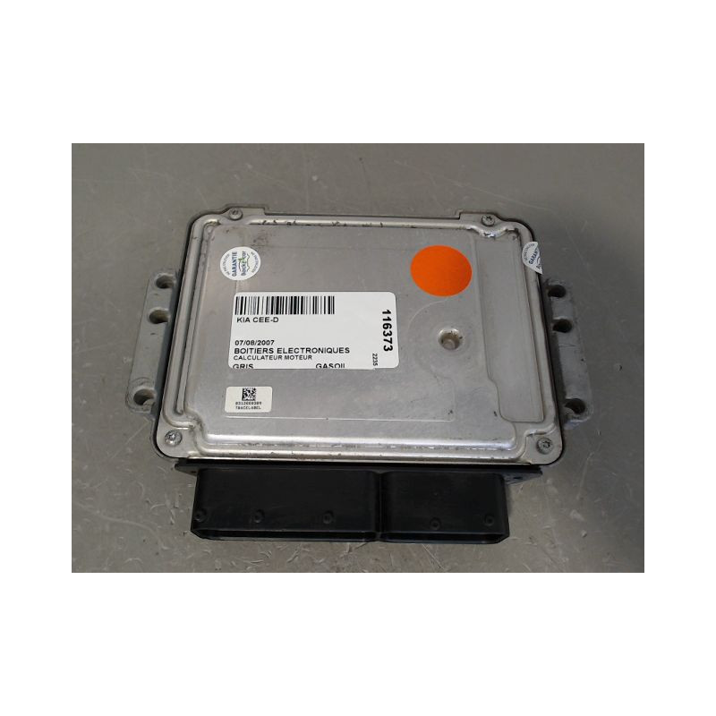 CALCULATEUR MOTEUR KIA CEE-D