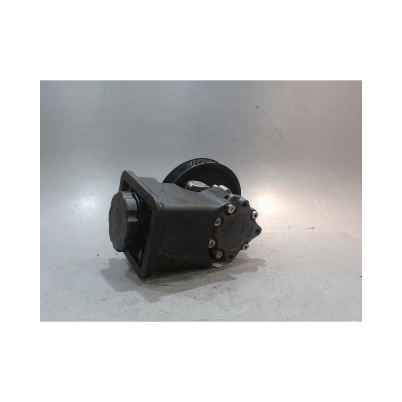 POMPE DIRECTION ASSISTEE B.M.W. SERIE 5