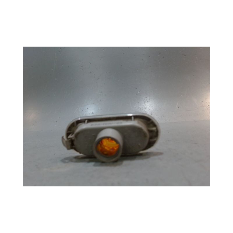 REPETITEUR AILE GAUCHE SEAT IBIZA