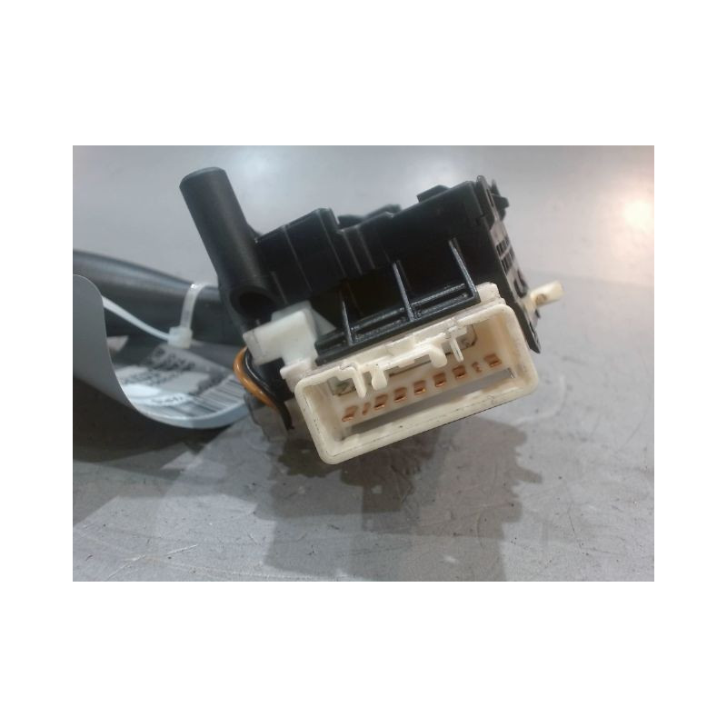 COMMANDE CLIGNOTANT TOYOTA YARIS