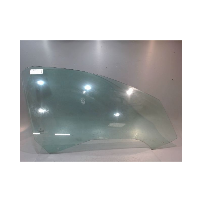 GLACE PORTE AVD PEUGEOT 206