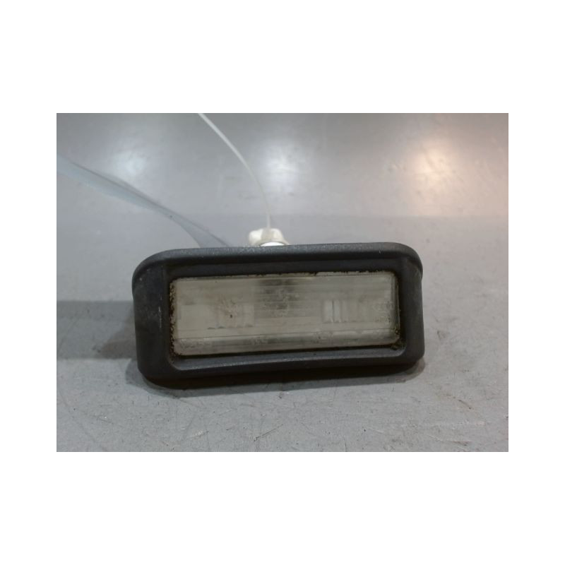 ECLAIREUR PLAQUE DE POLICE GAUCHE PEUGEOT PARTNER