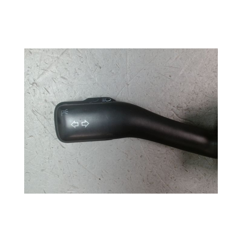 COMMANDE CLIGNOTANT VOLKSWAGEN PASSAT BERL. IV Phase 1 (3B) 1996-2000