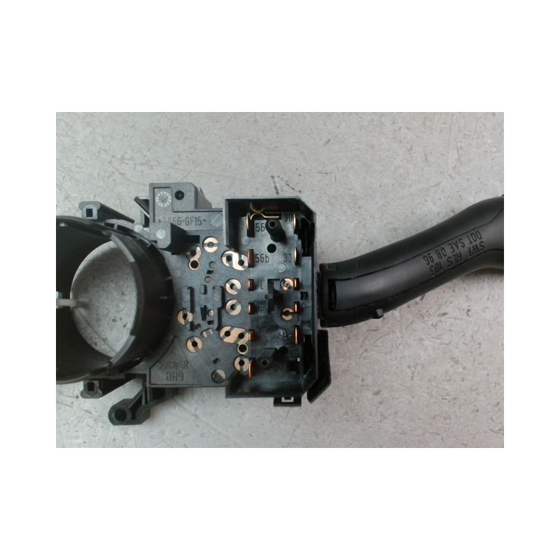 COMMANDE CLIGNOTANT VOLKSWAGEN PASSAT BERL. IV Phase 1 (3B) 1996-2000