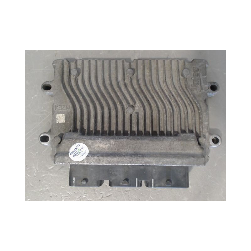 CALCULATEUR MOTEUR PEUGEOT 206
