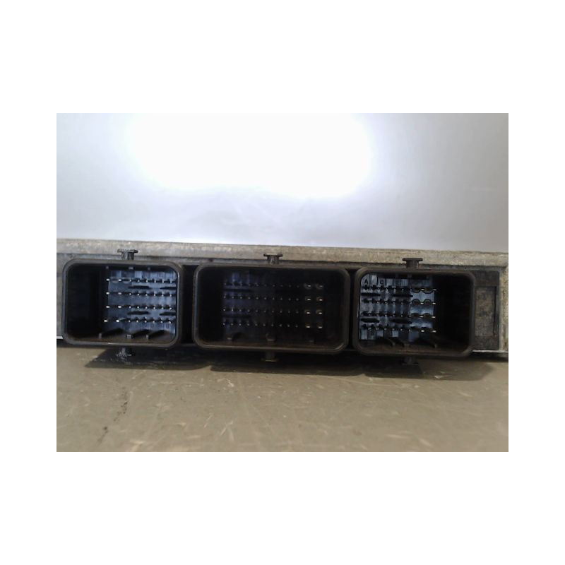 CALCULATEUR MOTEUR CITROEN C2