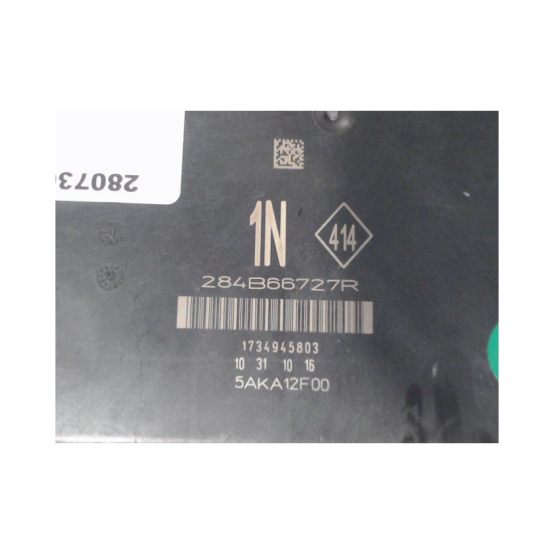 BOITE A FUSIBLES RENAULT MEGANE