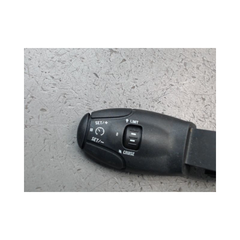 COMMANDE REGULATEUR/LIMITATEUR VITESSE PEUGEOT 3008
