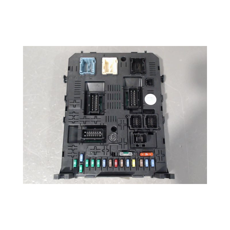 BOITIER GESTION HABITACLE PEUGEOT 3008
