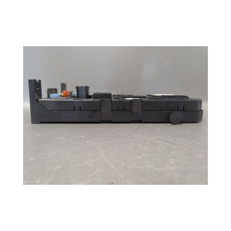 BOITIER GESTION HABITACLE PEUGEOT 3008