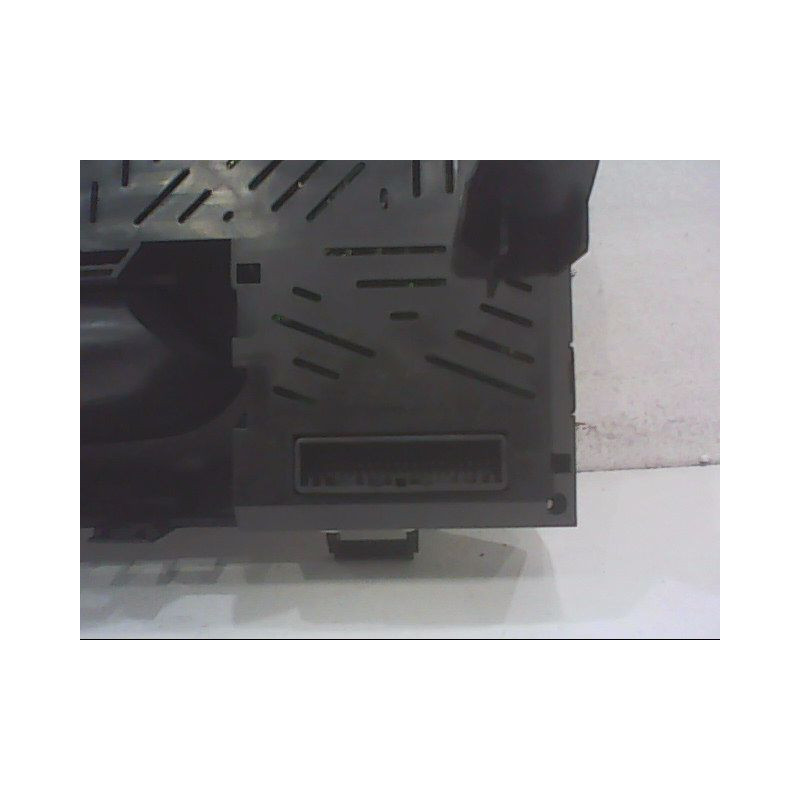 BLOC COMPTEURS RENAULT TWINGO