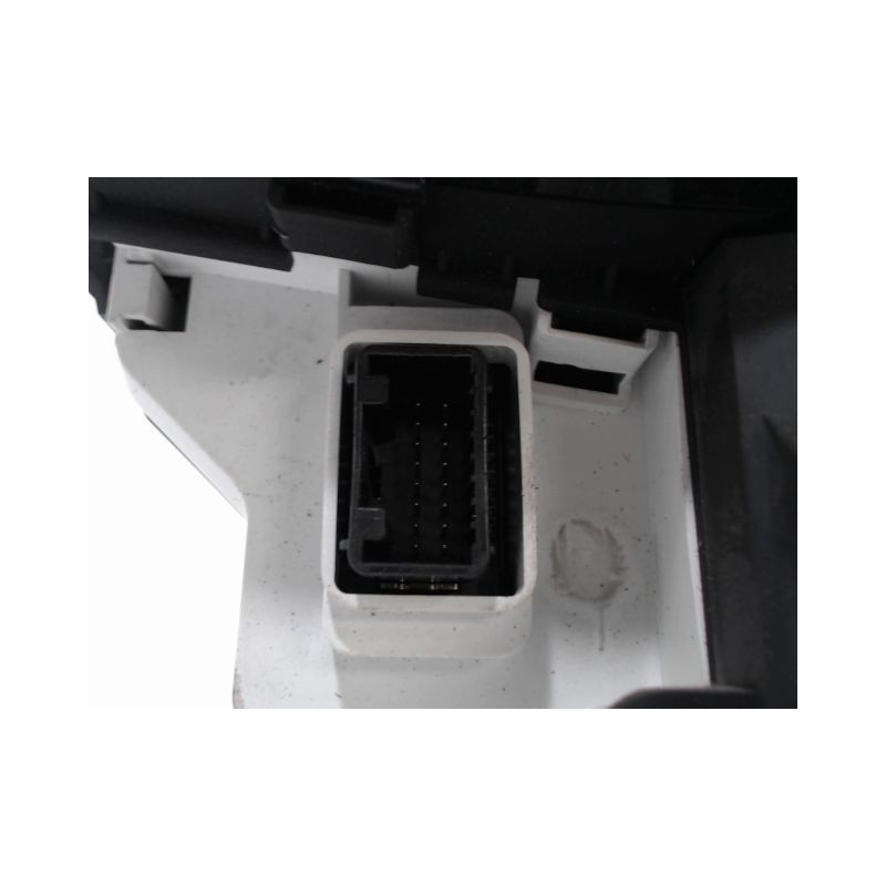 BLOC COMPTEURS TOYOTA YARIS II 2010-