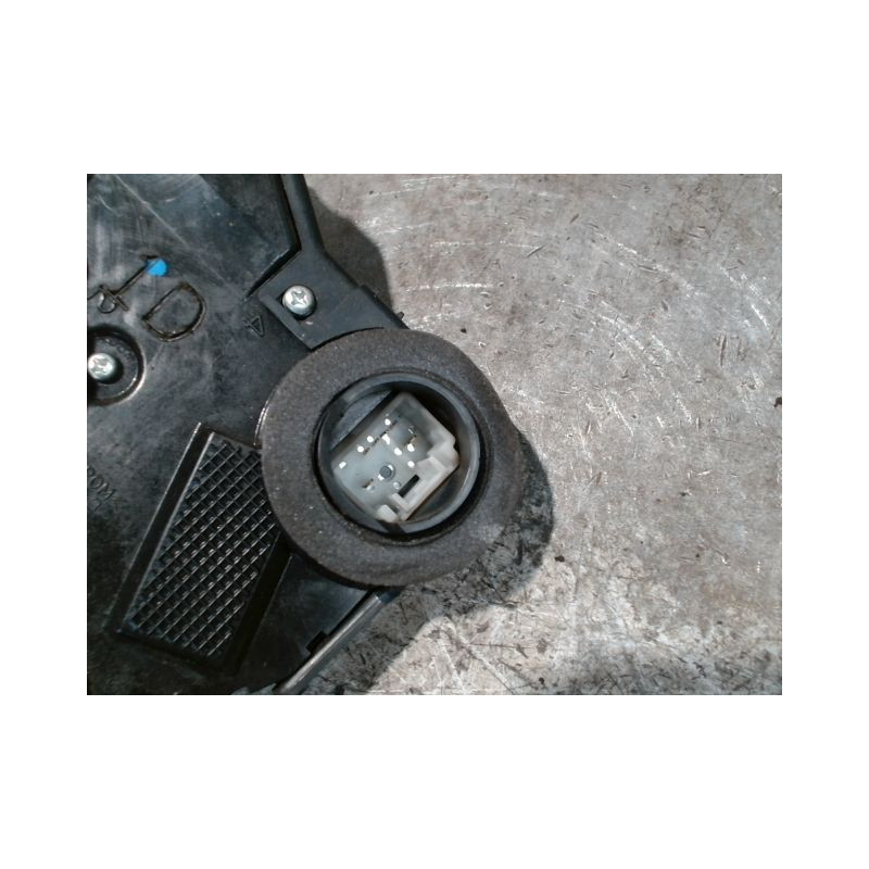 SYSTEME CONDAMNATION AVANT GAUCHE TOYOTA YARIS 2003-
