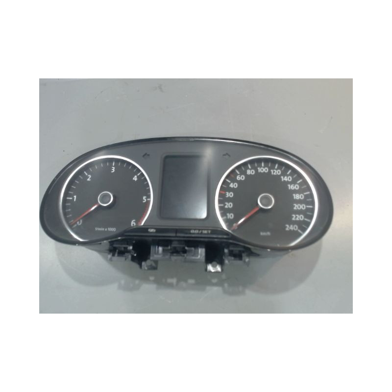 BLOC COMPTEURS VOLKSWAGEN POLO