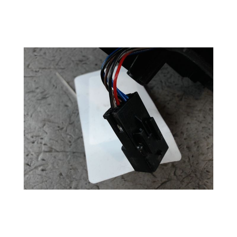 RETROVISEUR EXTERIEUR ELECTRIQUE GAUCHE RENAULT ZOE