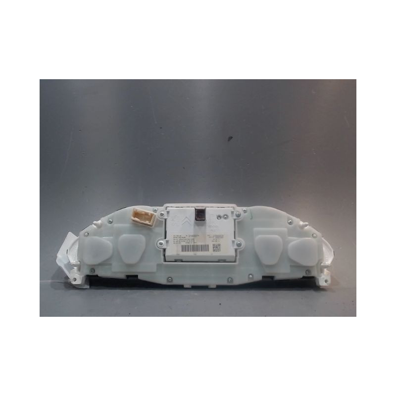 BLOC COMPTEURS PEUGEOT 2008