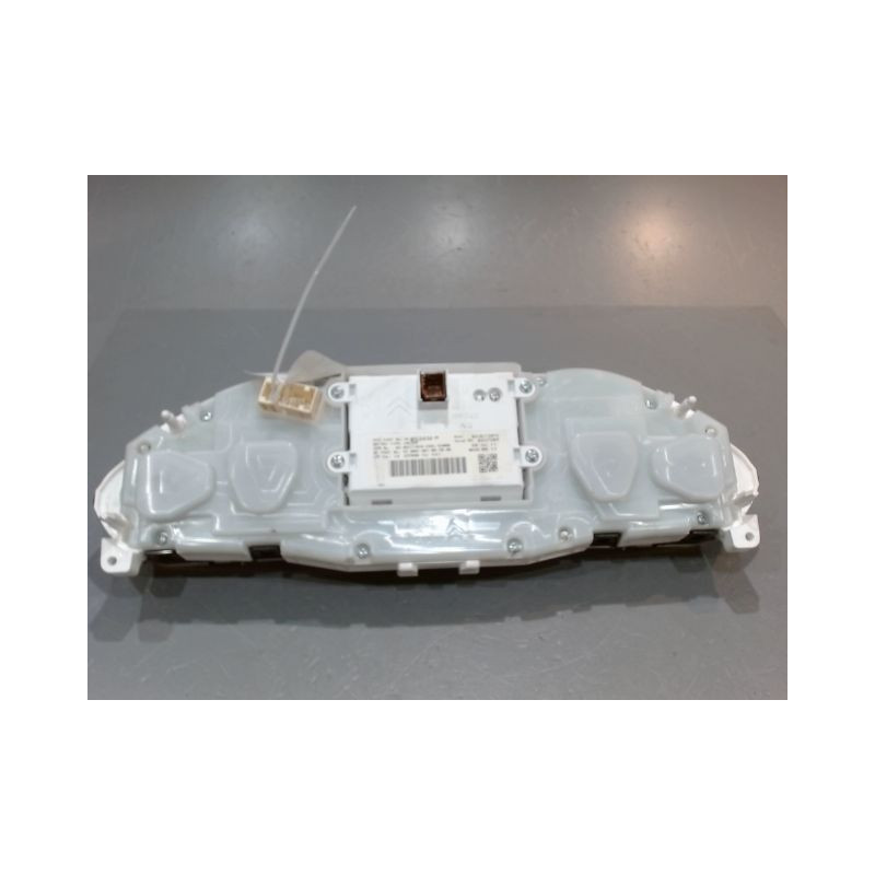 BLOC COMPTEURS PEUGEOT 2008