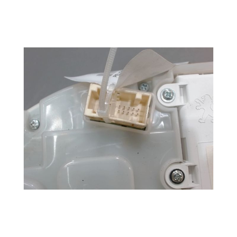 BLOC COMPTEURS PEUGEOT 2008