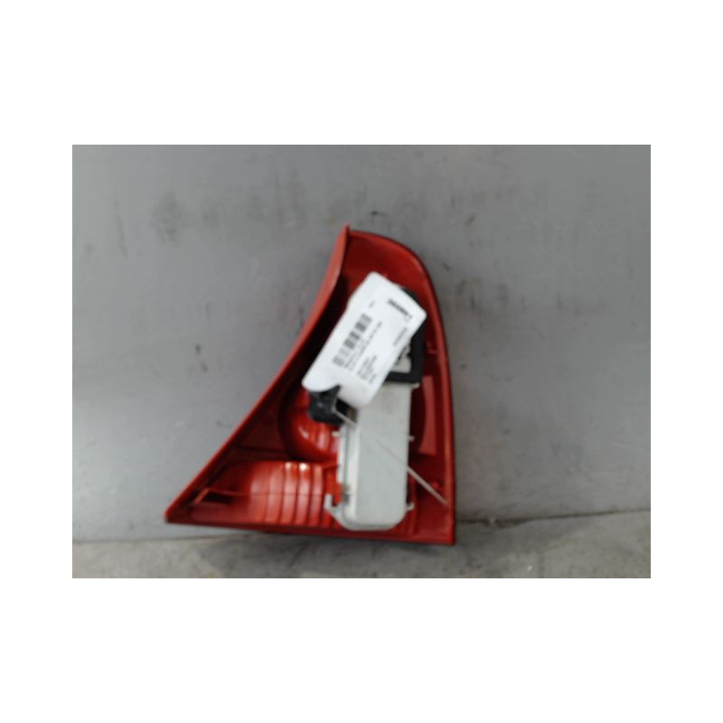 FEU ARRIERE GAUCHE  RENAULT CLIO II CAMPUS 06-