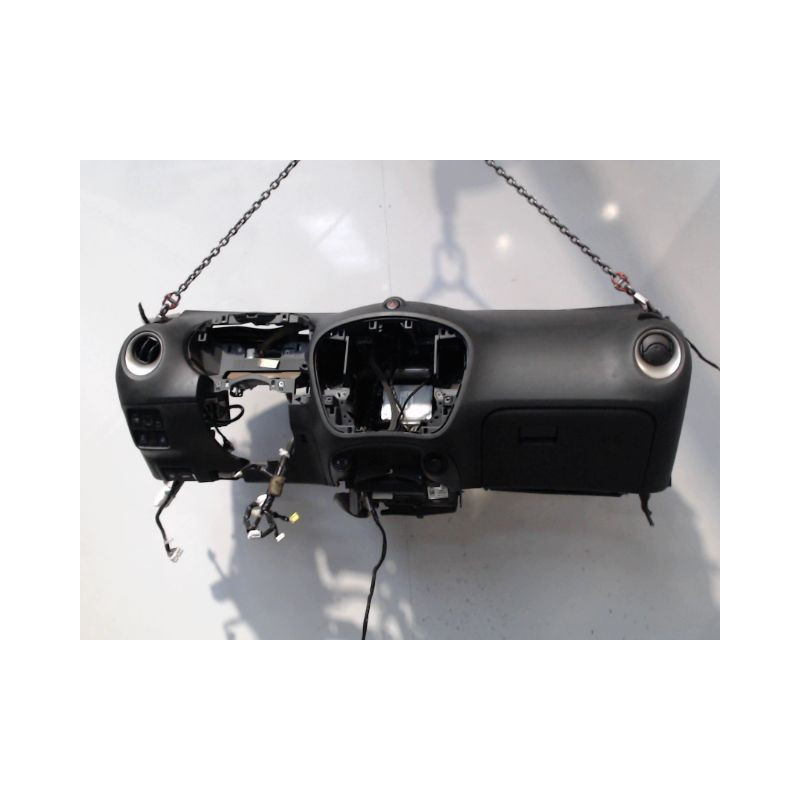PLANCHE DE BORD  NISSAN JUKE