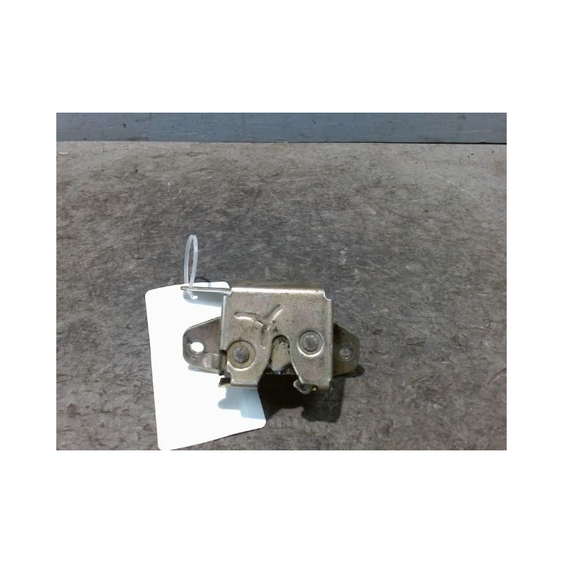 SERRURE HAYON  DAIHATSU CUORE