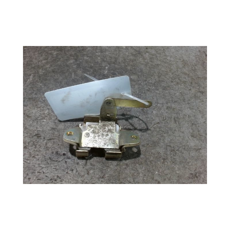 SERRURE HAYON  DAIHATSU CUORE
