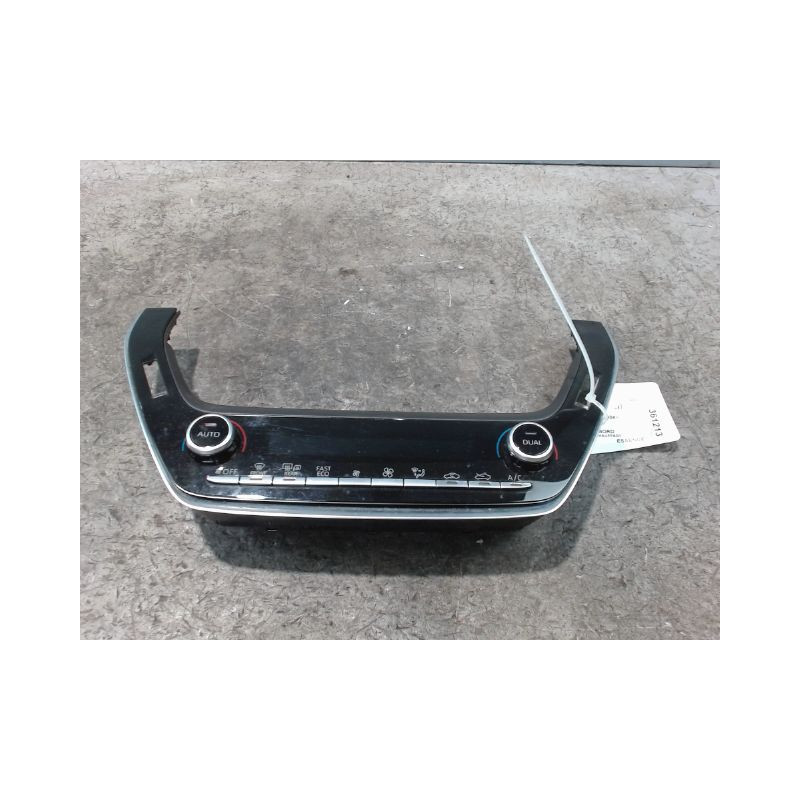 COMMANDE DE CHAUFFAGE TOYOTA COROLLA 2004-