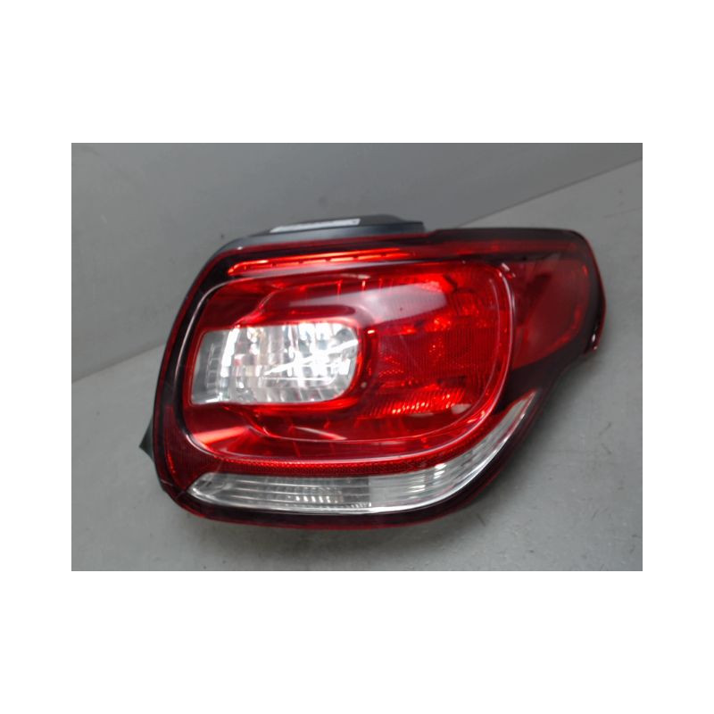 FEU ARRIERE DROIT CITROEN DS3