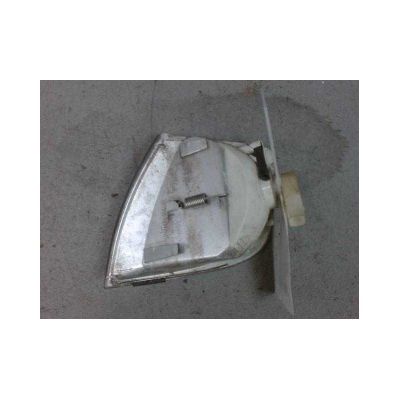 CLIGNOTANT DROIT VOLKSWAGEN POLO 99-2001