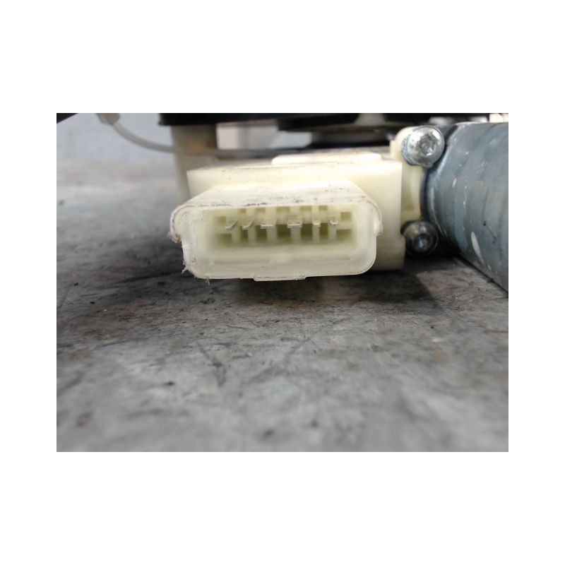 MECANISME+MOTEUR LEVE-GLACE AVANT GAUCHE PEUGEOT 308 2011-