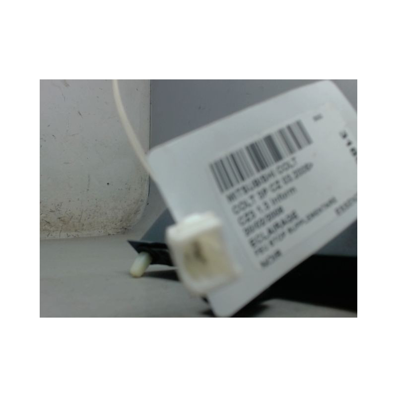 FEUX STOP SUPPLEMENTAIRE MITSUBISHI COLT CZ 2005-