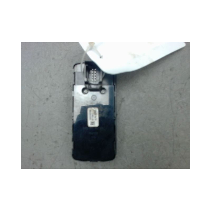 COMMANDE LEVE-GLACE PORTE AVG OPEL VECTRA BREAK 2005-