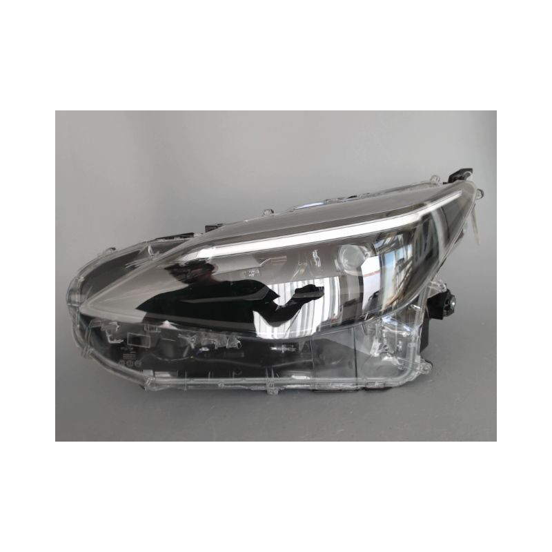 PHARE GAUCHE TOYOTA YARIS CRO