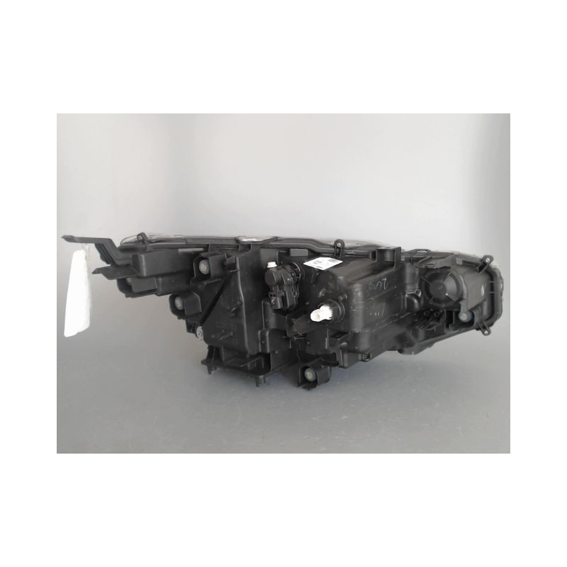 PHARE GAUCHE TOYOTA YARIS CRO