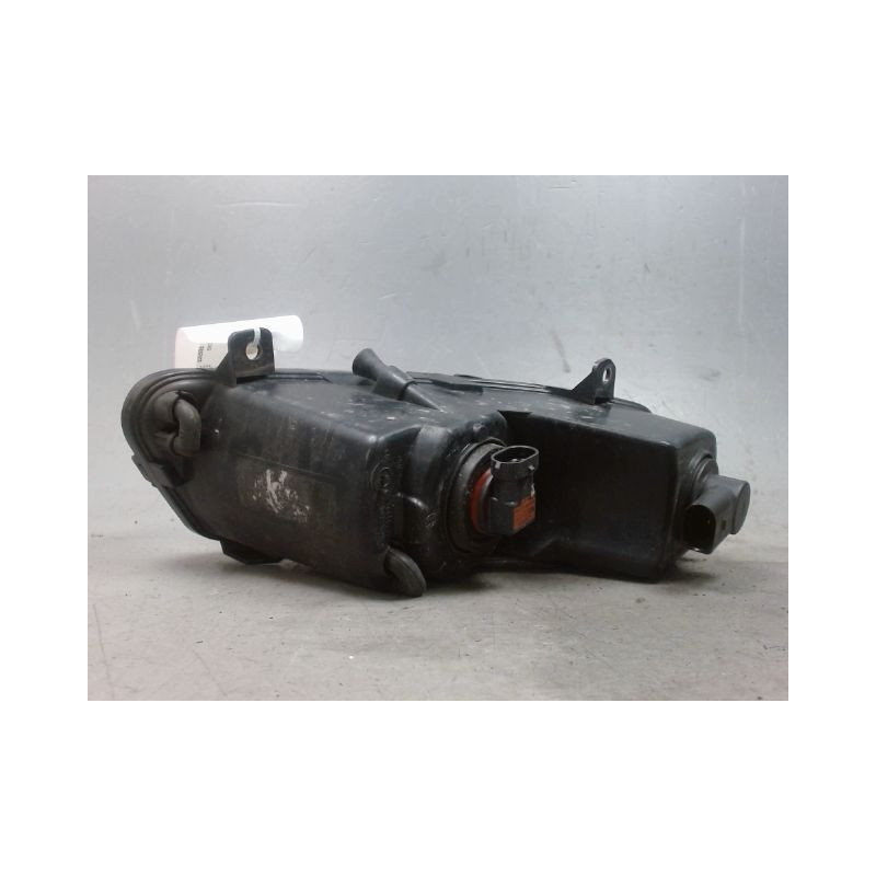 PHARE ANTIBROUILLARD AVANT GAUCHE VOLKSWAGEN POLO