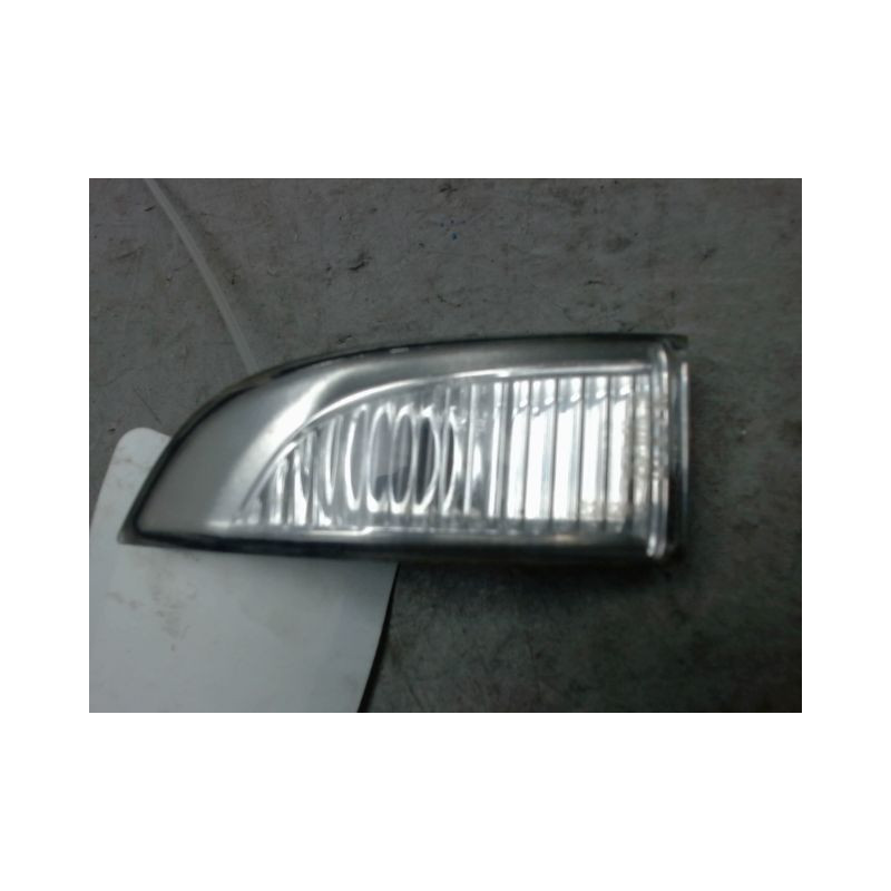 REPETITEUR RETROVISEUR GAUCHE RENAULT MEGANE III CPE -08