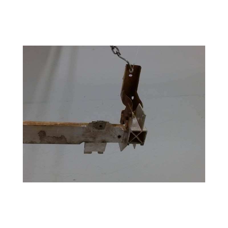TRAVERSE INFERIEURE ARMATURE AVANT MERCEDES CLASSE A