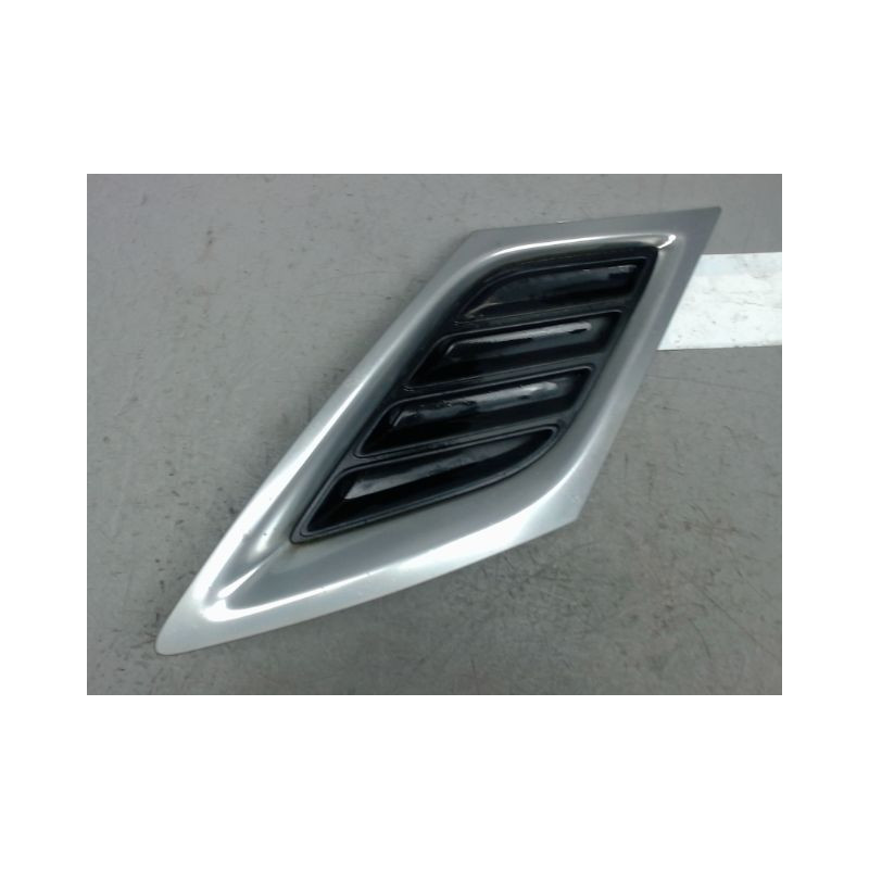 GRILLE CALANDRE GAUCHE SAAB 9-3 2007-