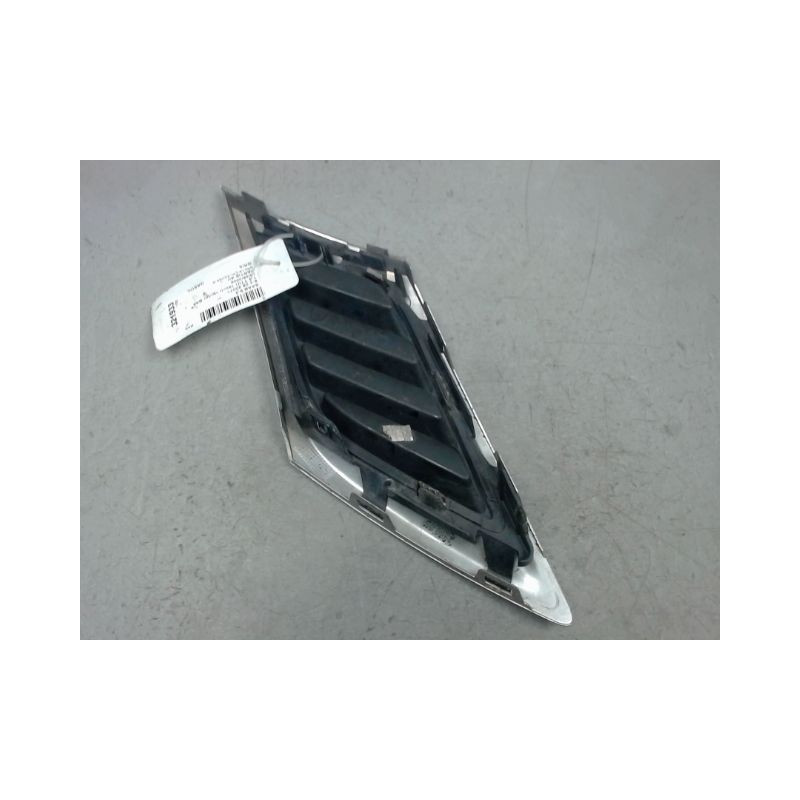 GRILLE CALANDRE GAUCHE SAAB 9-3 2007-