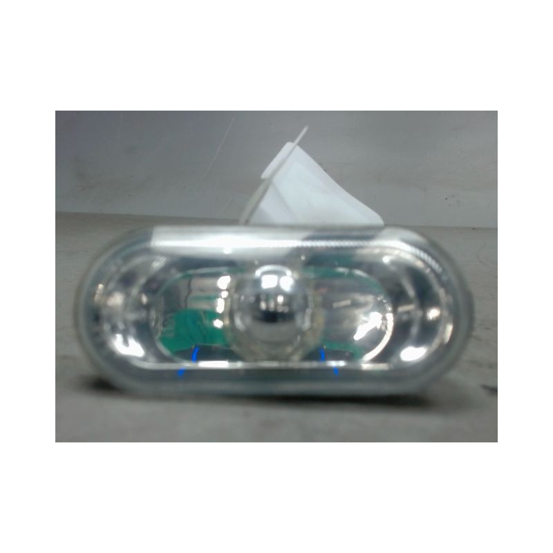 REPETITEUR AILE GAUCHE VOLKSWAGEN FOX