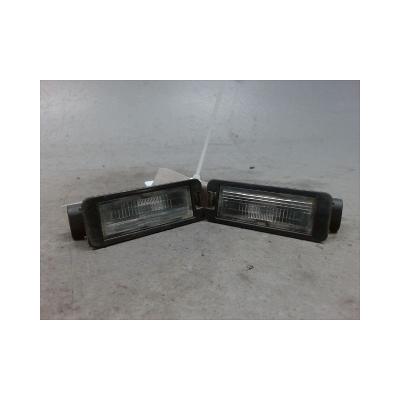 ECLAIREUR PLAQUE DE POLICE VOLKSWAGEN FOX