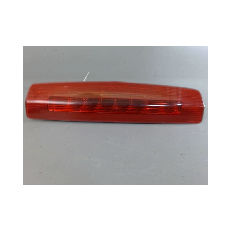 FEUX STOP SUPPLEMENTAIRE OPEL ZAFIRA