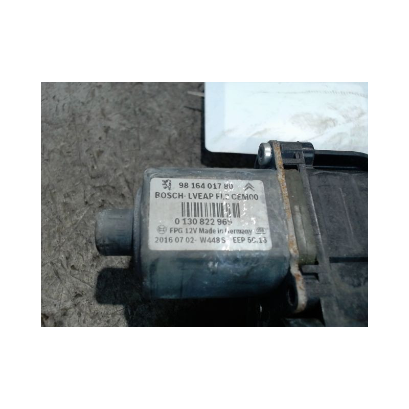 MECANISME+MOTEUR LEVE-GLACE AVANT GAUCHE PEUGEOT 208