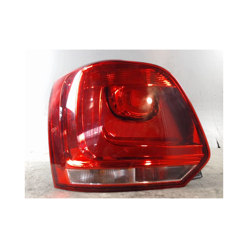 FEU ARRIERE GAUCHE  VOLKSWAGEN POLO
